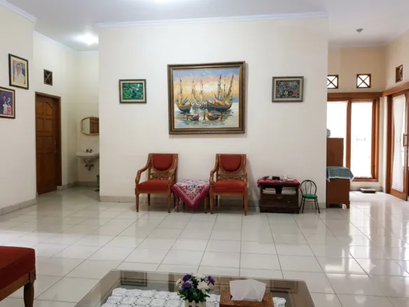Disewakan apartemen 2+1 kamar furnished private lift 1 Park Residence