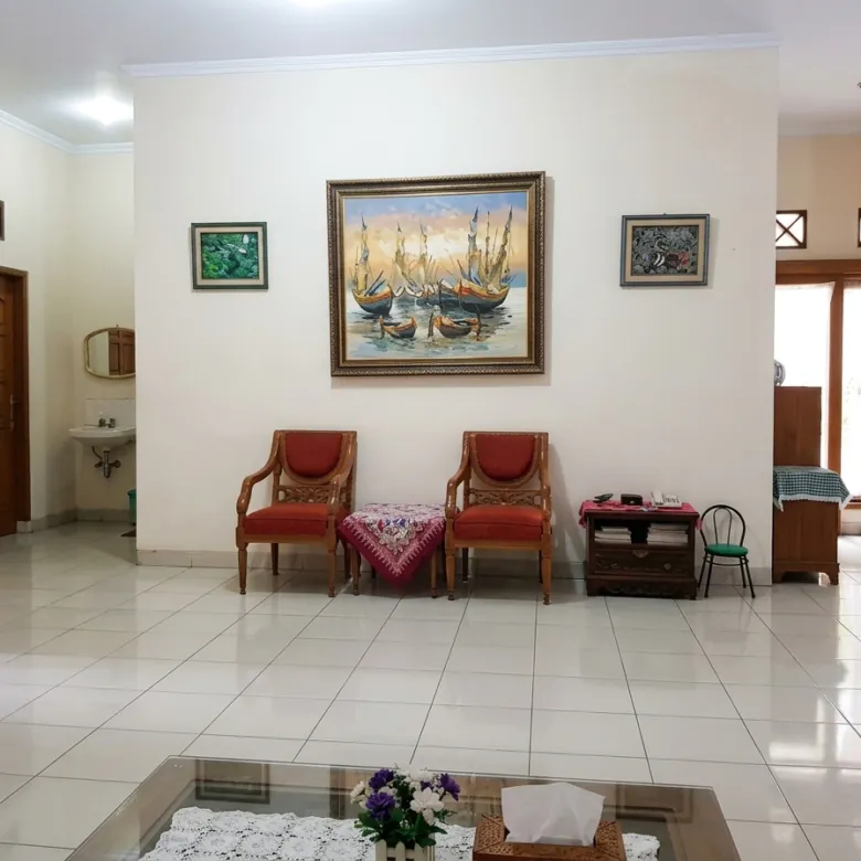 Disewakan apartemen 2+1 kamar furnished private lift 1 Park Residence