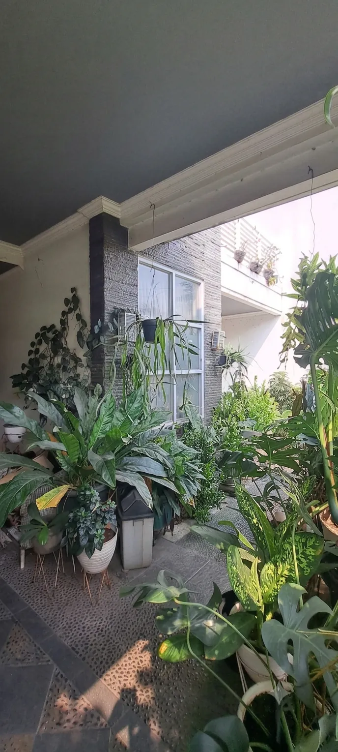 Dijual rumah 2 lantai dekat gerbang Jatiasih tol JORR bisa buat usaha
