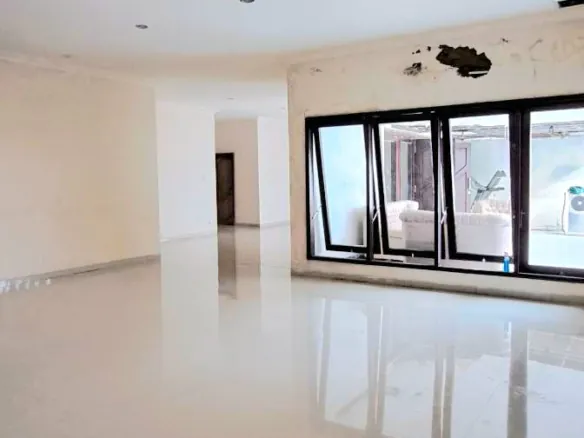 Jual cepat rumah bertanah luas di Cipinang Cempedak dekat Lanud Halim