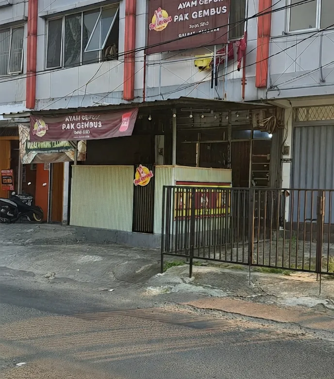 Dijual cepat ruko 2 lantai di jalur ramai Grand Galaxy City
