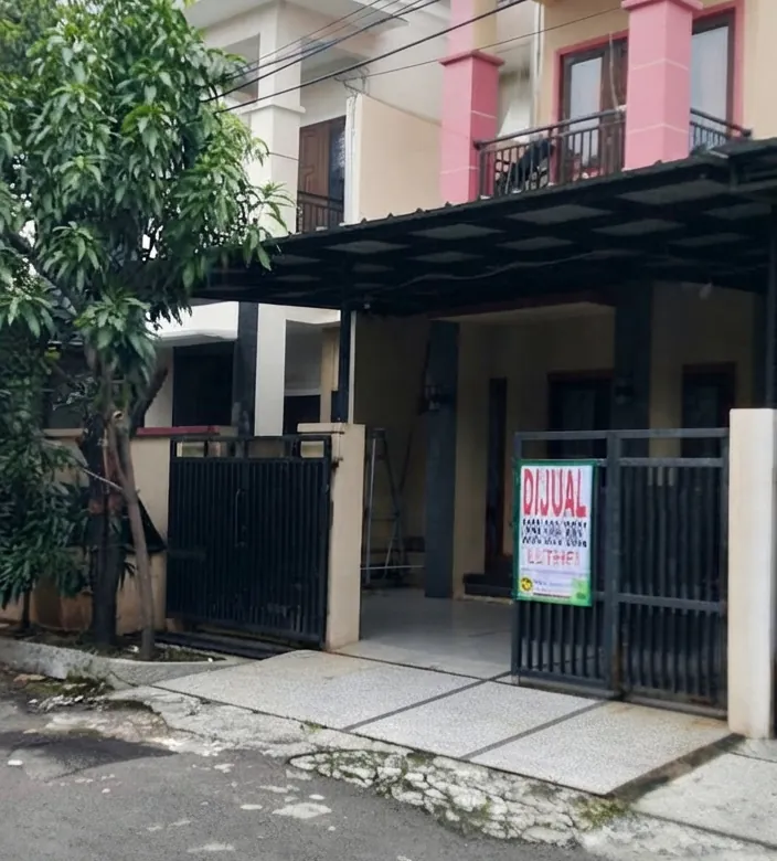 Rumah 2 lantai cantik siap huni di Galaxy Residence Bekasi