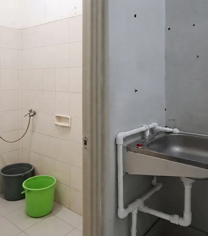 Dijual cepat ruko 2 lantai di jalur ramai Grand Galaxy City