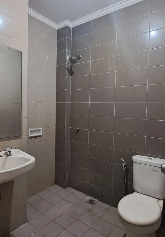 Dijual ruko 3 lantai dekat SPBU BP Grand Galaxy City bisa gandeng 2
