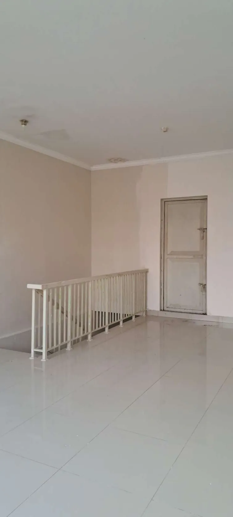 Dijual ruko 3 lantai dekat SPBU BP Grand Galaxy City bisa gandeng 2