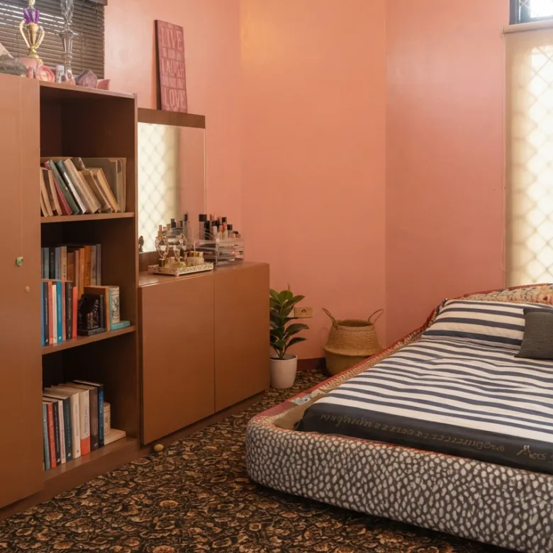 Dijual cepat rumah huk di jalan utama Grand Galaxy City buat komersil