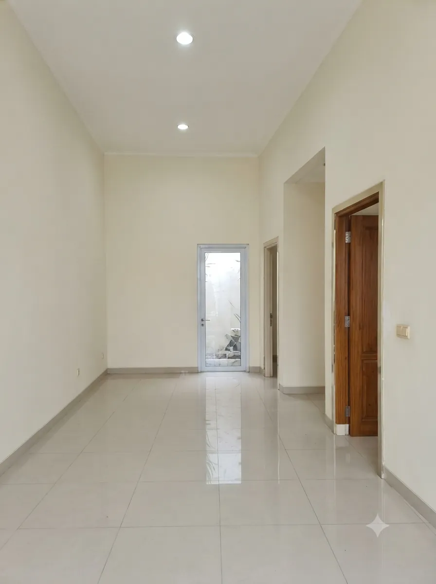 Jual cepat rumah SHM 2 kamar tidur di Grand Galaxy City bisa KPR