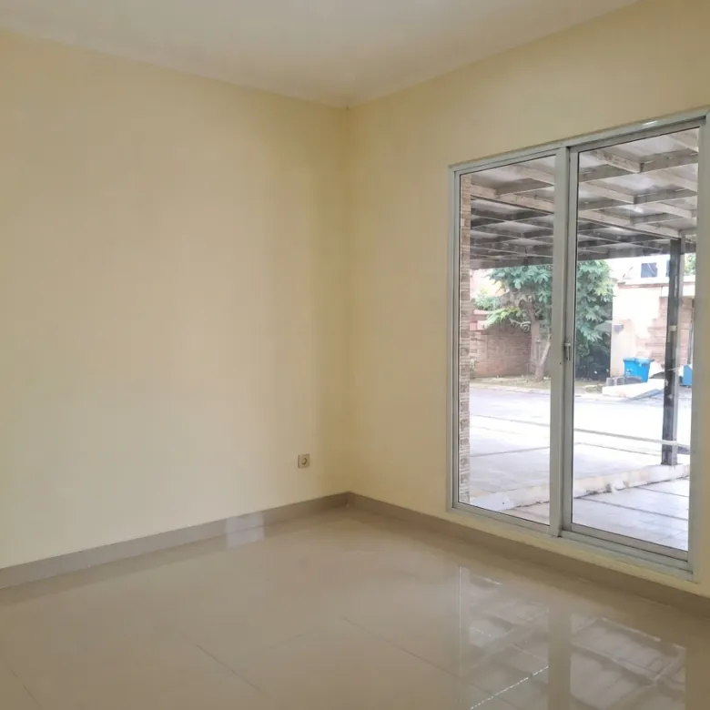 Jual cepat rumah SHM 2 kamar tidur di Grand Galaxy City bisa KPR