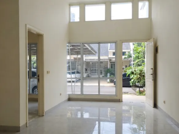 Jual cepat rumah SHM 2 kamar tidur di Grand Galaxy City bisa KPR