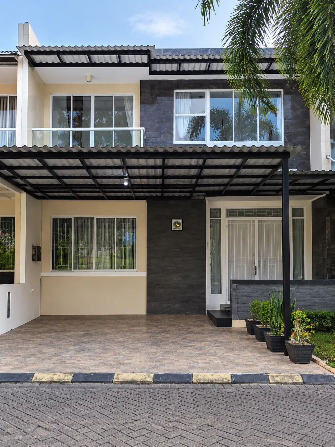 Rumah di Grand Galaxy City