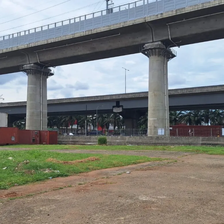 Disewakan lahan industri di rest area KM.19B tol Cikampek Jakarta